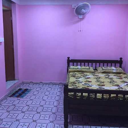 Auro Guest House Пудучеррі Екстер'єр фото